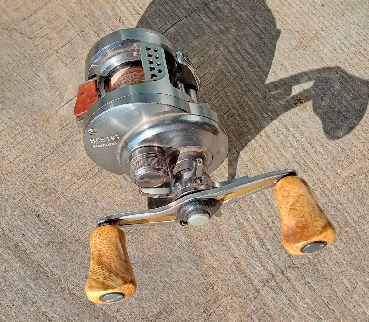 花梨ノブ　リールノブ　ハンドルノブ　シマノ　ダイワ　ベイト　ダブル　白 花梨 ノブ DAIWA SHIMANO ベイト ダブル ハンドルノブ リールノブ