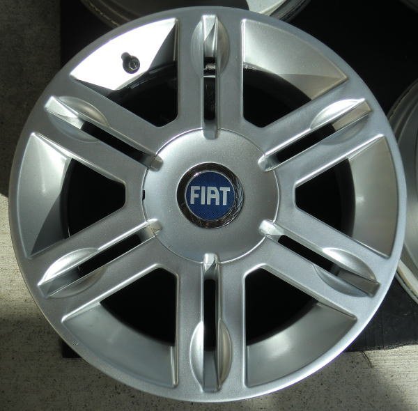 中古純正アルミホイール　ＦＩＡＴ　ＰＡＮＤＡ用（16912） １４Ｘ５.0Ｊ ９８Φ４穴 　４枚セット　 パンダ 2007年式 アレッシィ・16912 (フィアット) FIAT にて使用