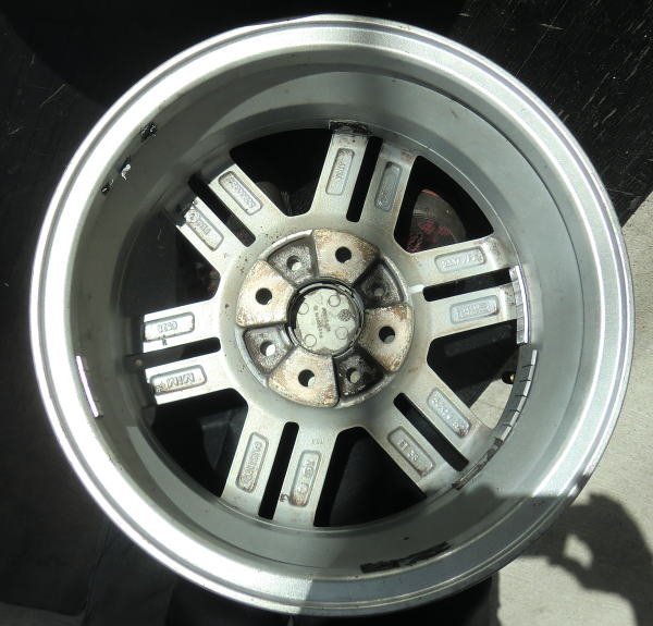 中古純正アルミホイール　ＦＩＡＴ　ＰＡＮＤＡ用（16912） １４Ｘ５.0Ｊ ９８Φ４穴 　４枚セット　 パンダ 2007年式 アレッシィ・16912 (フィアット) FIAT にて使用