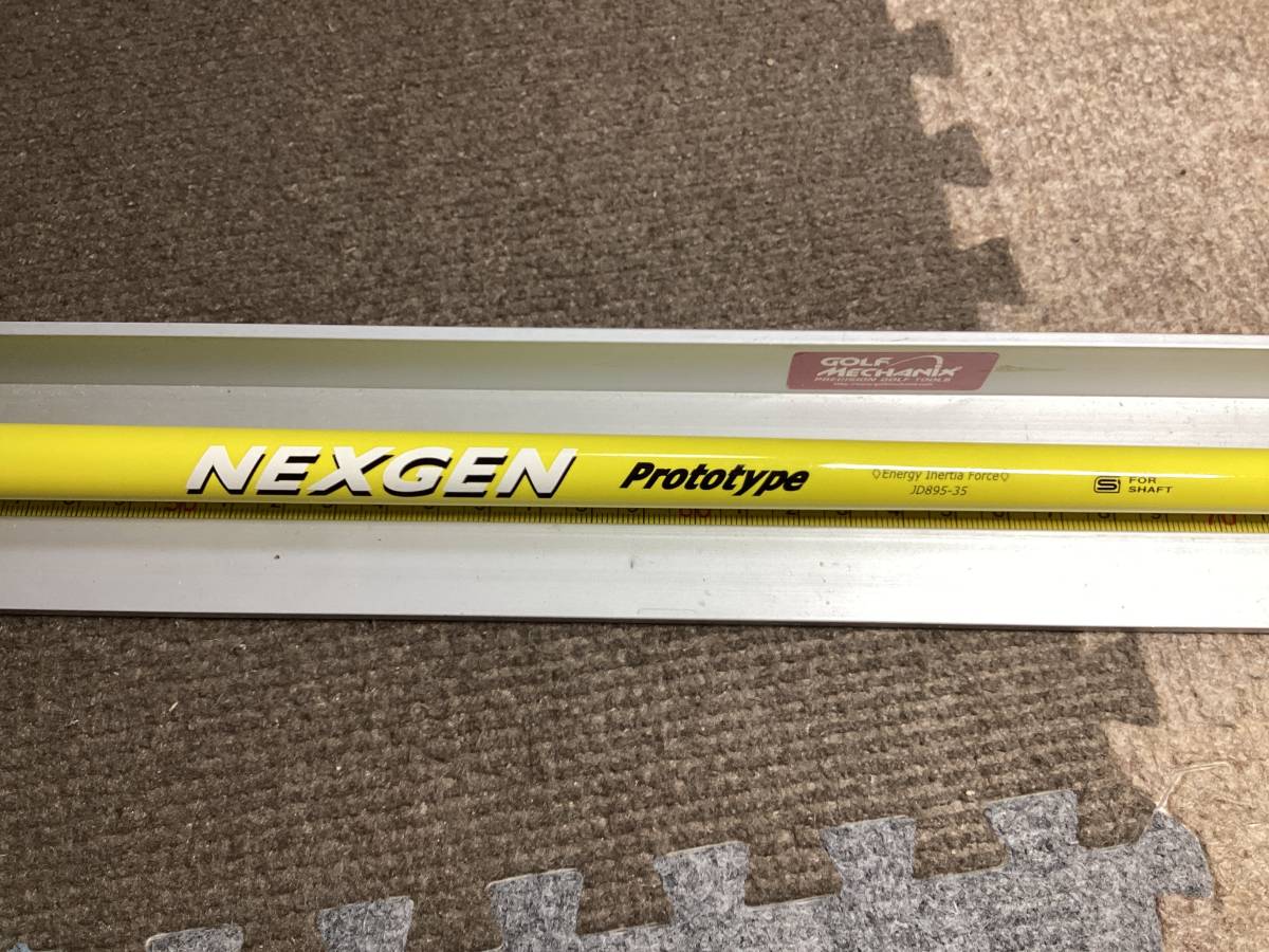タイトリストスリーブ付　NEXGEN E.I.F YELLOW EIF NEXGEN 1W用 M5 スポーツ別 ドライバー用 レア テーラーメイド