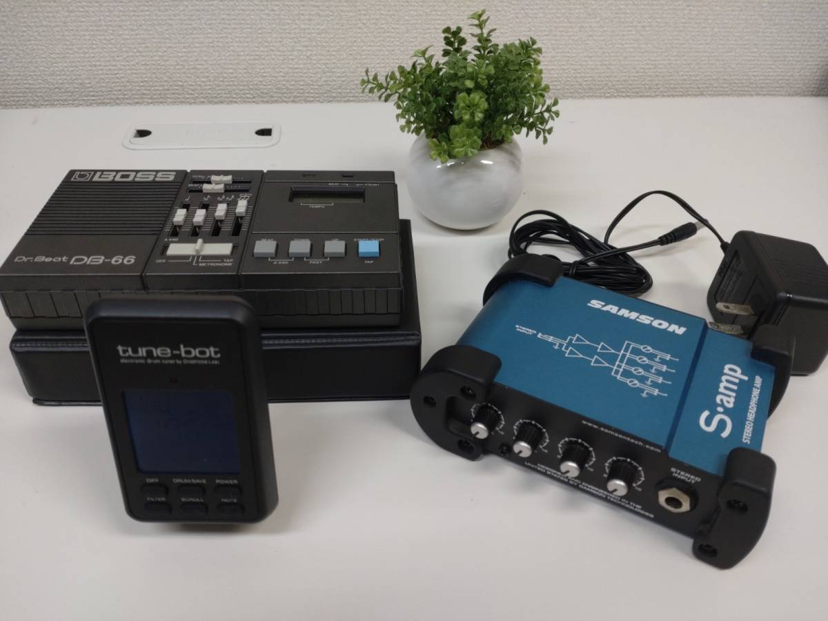 1005-04★♪電通確認済あり♪SAMSON Samp ステレオヘットホンアンプ&BOSS Dr，Beat DB-66&tune-bot ★