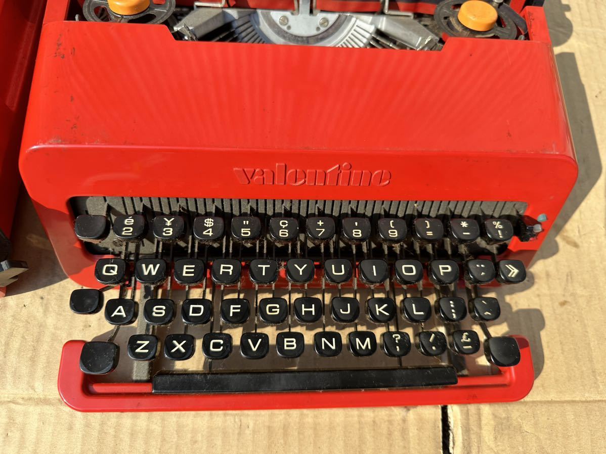 olivetti valentine オリベッティ タイプライター ジャンク品 olivetti valentine オリベッティ タイプライター ジャンク品