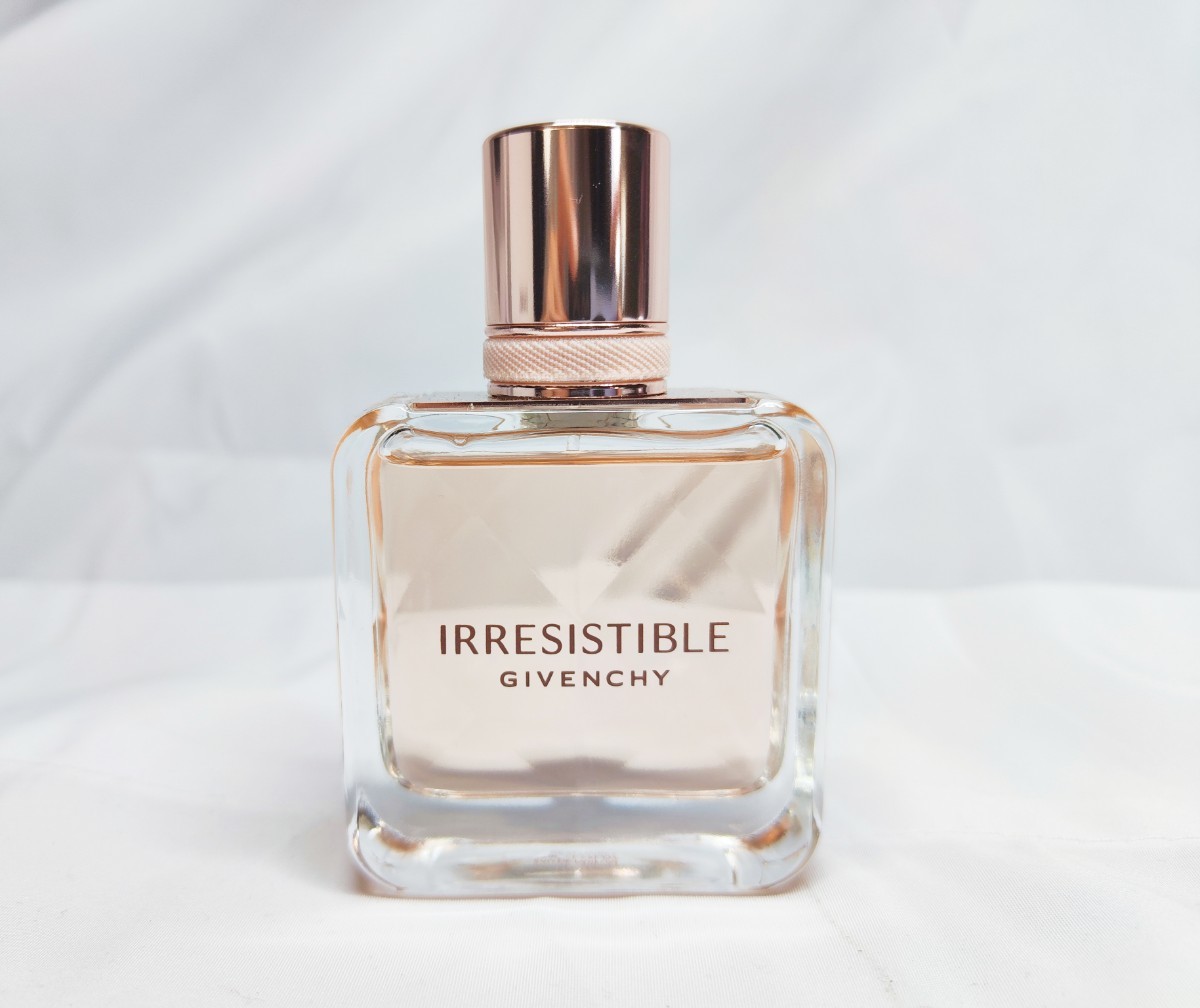  ほぼ ジバンシイ ジバンシィ ジバンシー IRRESISTIBLE GIVENCHY イレジスティブル 35ml EDP オーデパルファム(ジバンシー)｜売買されたオークション情報、yahooの商品情報をアーカイブ公開 - オークフ ジバンシー