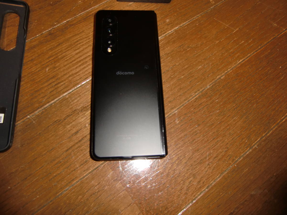 Samsung Galaxy Z Fold 3 SC-55B[256GB] docomo ファントムブラック