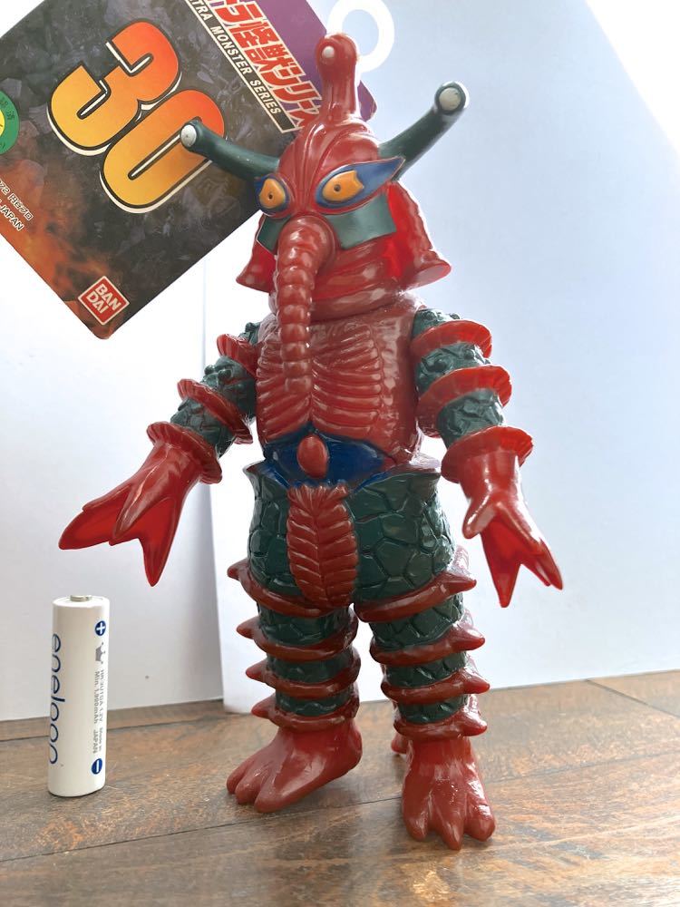 タグ付き ヒッポリト星人 30 旧 ウルトラ怪獣 タグ バンダイ ウルトラ