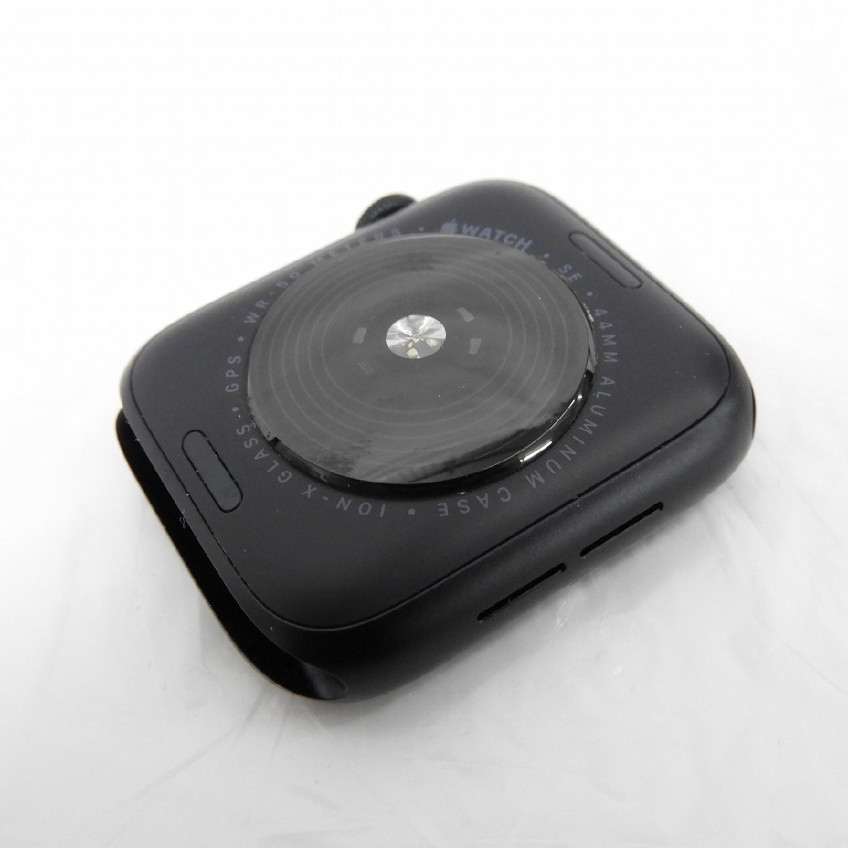 中古品】Apple Watch アップルウォッチ SE 第2世代 GPS 44mm MNK03J/A 