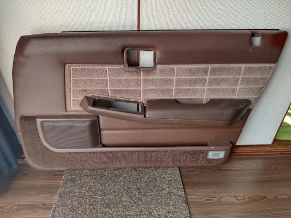 S-491 ニッサン セドリック ワゴン WY30 運転席 内張り 茶色 トリム 右 フロント 旧車 グロリア Y30 純正 日産