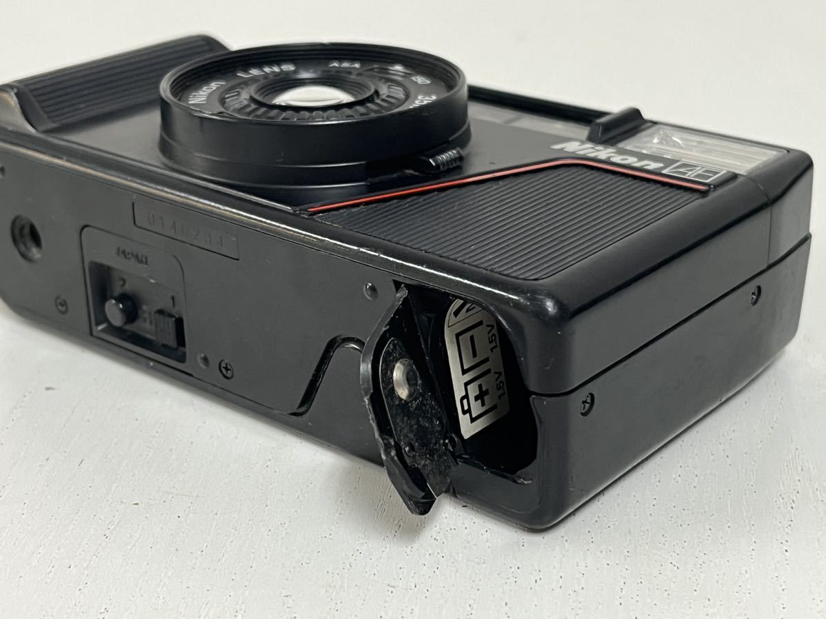 Nikon ニコン L35AF 初代ピカイチ 動作品　コンパクトフィルムカメラ Nikon ニコン L35AF 初代ピカイチ 動作品 コンパクトフィルム