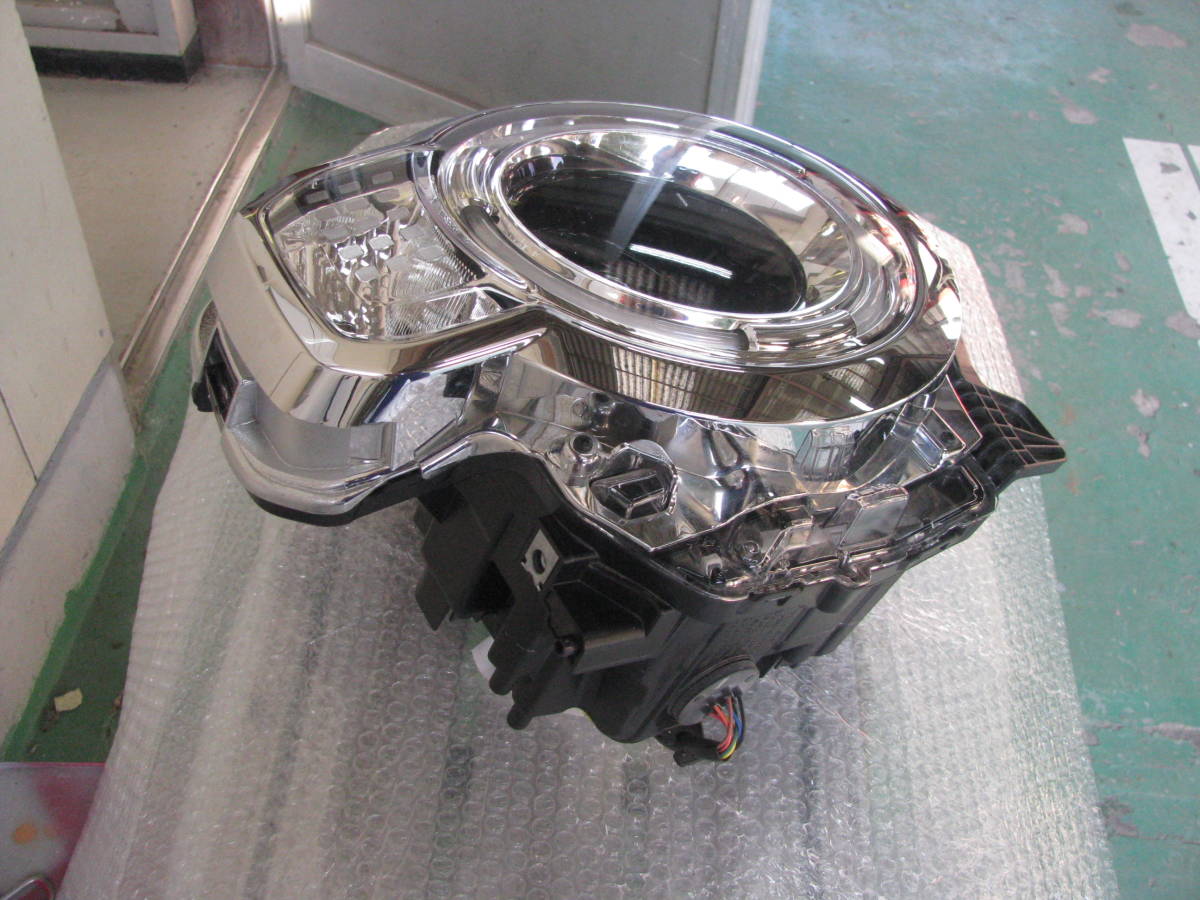 スズキハスラー　MR92S 右ヘッドライト スズキ ハスラー MR52S/92 右ヘッドライト ユニット LED ハスラー