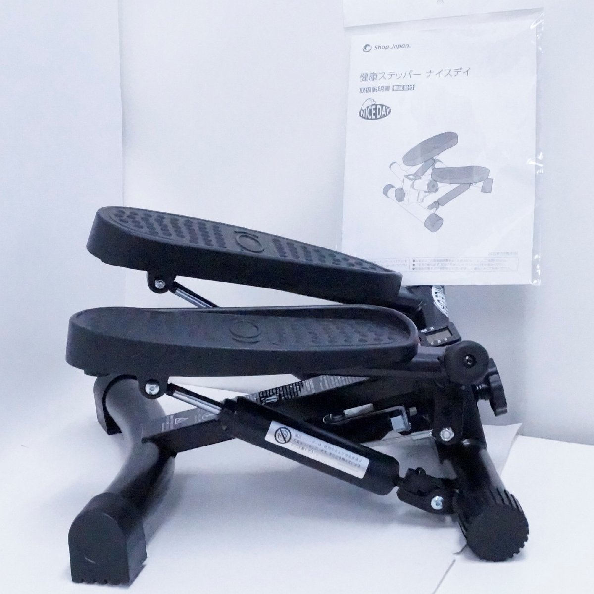 最安値，限定セール 健康ステッパー ナイスデイ 黒 ND-1B CW-205787J 取扱説明書付き すりキズ 汚れあり(ステッパー、昇降運動用)｜売買されたオークション情報、yahooの商品情報をアーカイブ公開 - オークファン ステッパー、昇降運動用