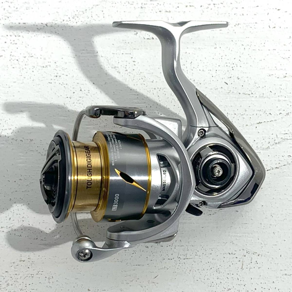 未使用品/60】ダイワ DAIWA 21 FREAMS フリームス LT3000 スピニング
