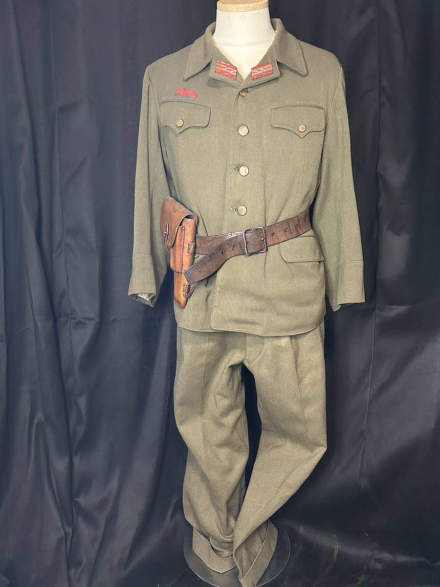 旧日本軍 軍服 上下 拳銃ホルダ付ベルト 襟章 軍隊 軍衣 中尉 希少 1