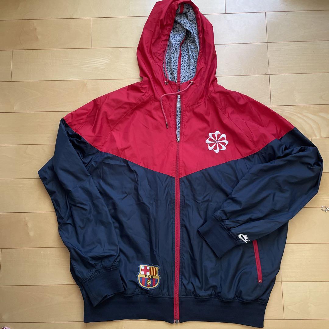 風車ナイキ×バルセロナ ウインドブレーカー
