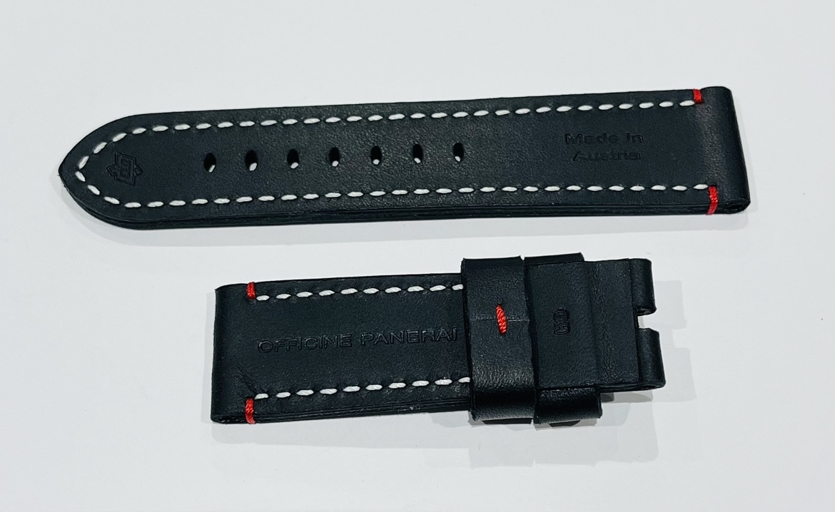 純正　パネライ　黒 レザーベルト 尾錠　純正　ラグ幅約24ミリ 送料無料□パネライ純正 カーフベルト 24-22ミリ ブラック マーク入り