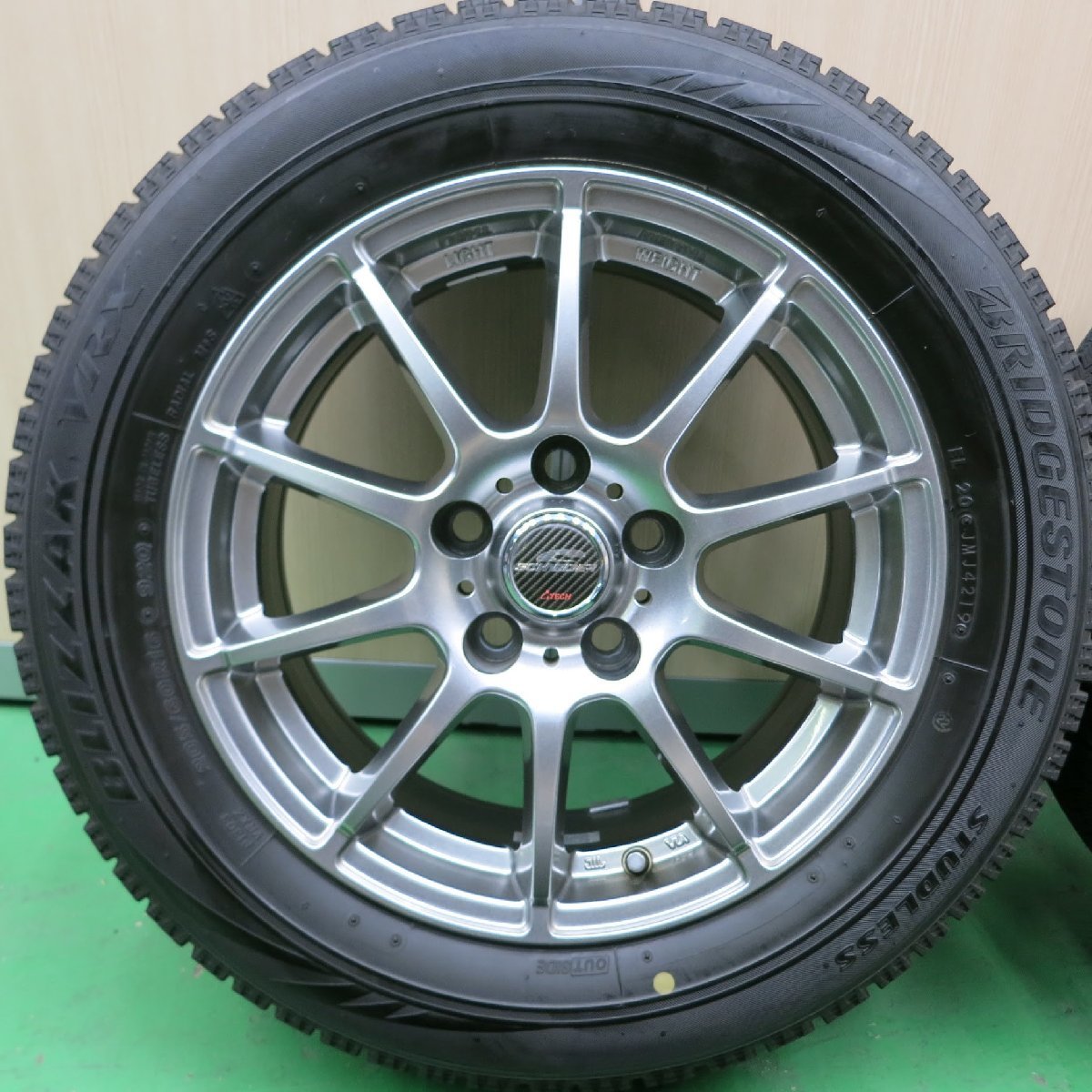送料無料]バリ溝！19年！8.5分☆スタッドレス 205/60R16 ブリヂストン