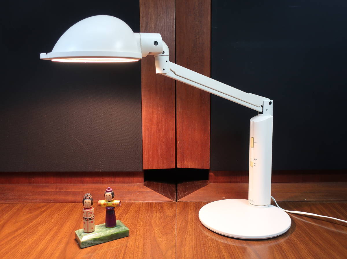 yamagiwa／ ヤマギワ テーブルランプ バイオライト エクセル 50SM-08B1  