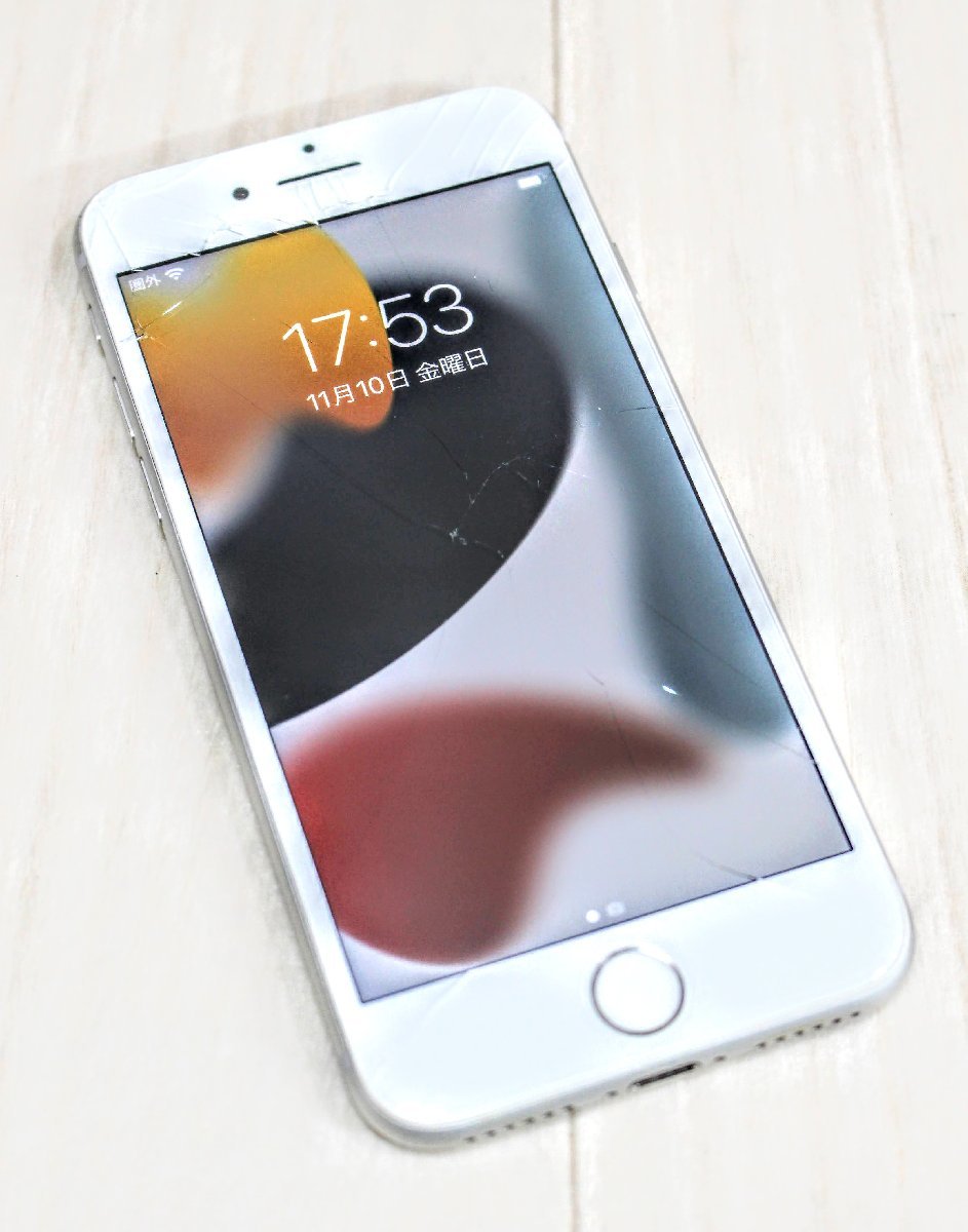 iPhone8 64GB シルバー A1906 (NQ792J/A) Apple アップル アイフォン