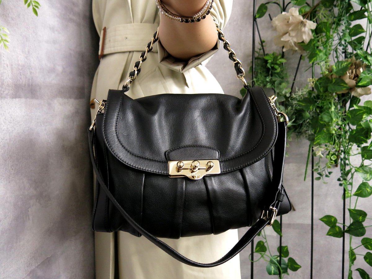 ●超美品●BALLY バリー●カーフ レザー 本革●２ハンドル ショルダー ハンド バッグ●黒 ブラック●ゴールド金具●肩掛け●Js41639