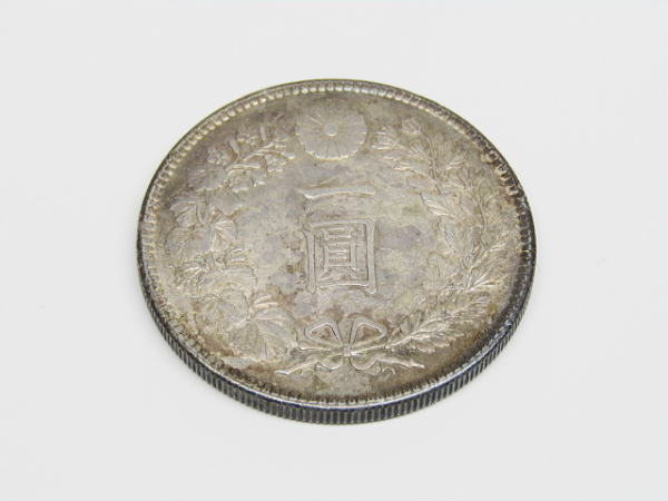 一圓銀貨 大正三年 重量 26.88g 幅 38.1㎜ 厚み 26㎜ /日本古銭