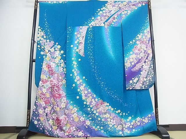平和屋2■豪華振袖　草花文　舞桜　暈し染め　銀通し地　金彩　鈴乃屋扱い　逸品　wb8071