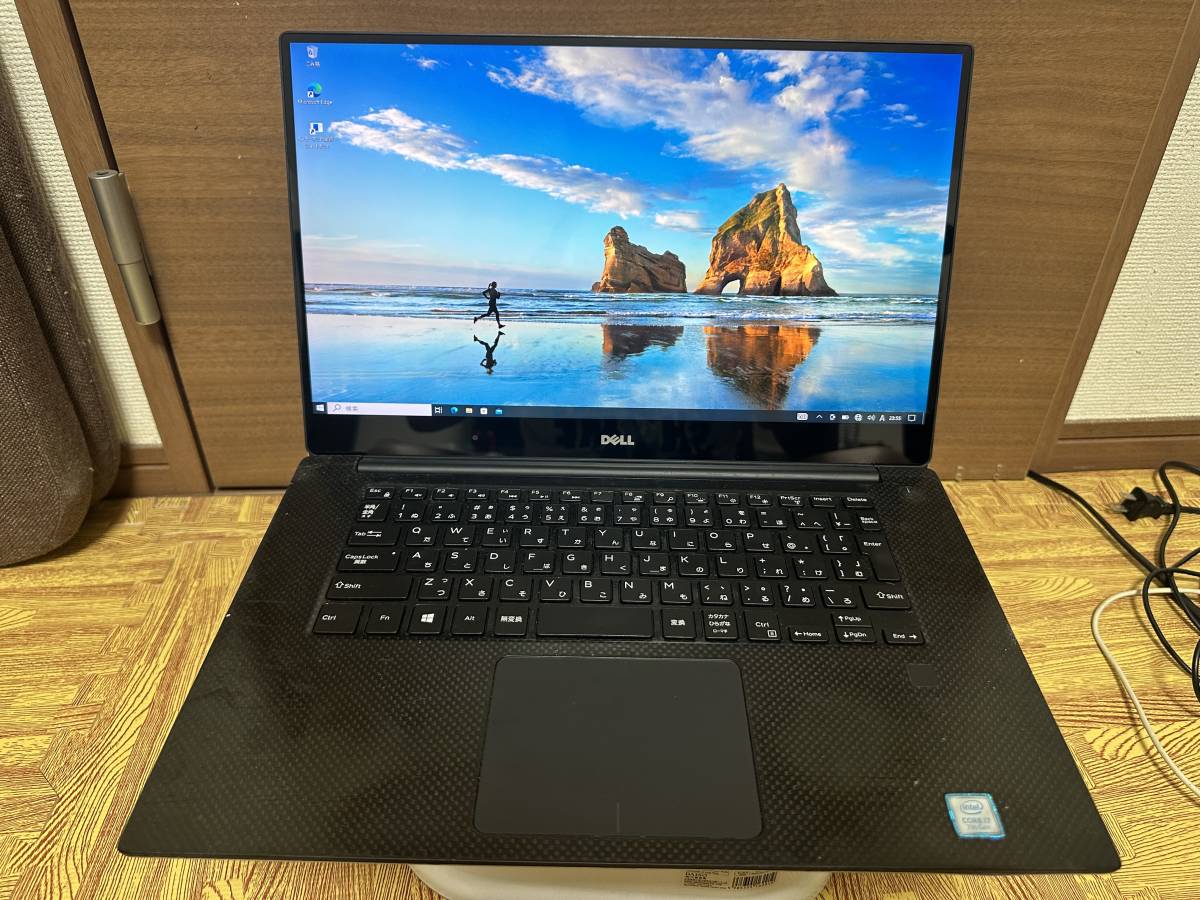 DELL XPS 15-9560 Intel Core i7-7700HQ 2.80GHZ/SSD(NVME) 1TB/メモリ