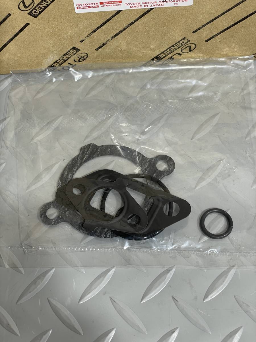 ○新品 トヨタ純正 純正部品 AE86 ウォーターポンプ トレノ レビン