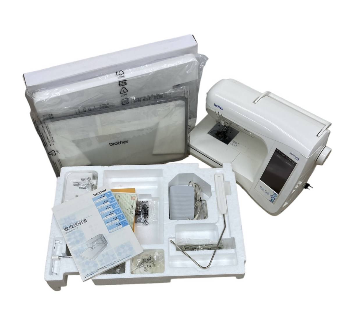 〈家電〉brother ブラザー コンピュータミシン innovis QC-1000 CPU63 付属品付 裁縫【中古/現状品/通電確認済/現地引取歓迎】3786-① ブラザー brother 生活家電 2013年製 CPS72 コンピュータミシンPS202