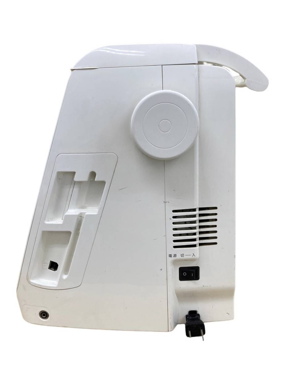 〈家電〉brother ブラザー コンピュータミシン innovis QC-1000 CPU63 付属品付 裁縫【中古/現状品/通電確認済/現地引取歓迎】3786-① ブラザー brother 生活家電 2013年製 CPS72 コンピュータミシンPS202
