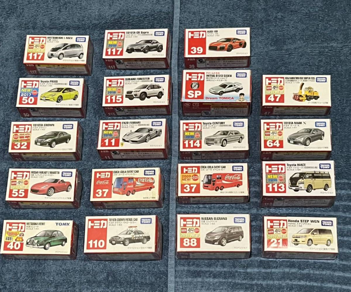 タカラトミー　トミカ　未使用品　19点