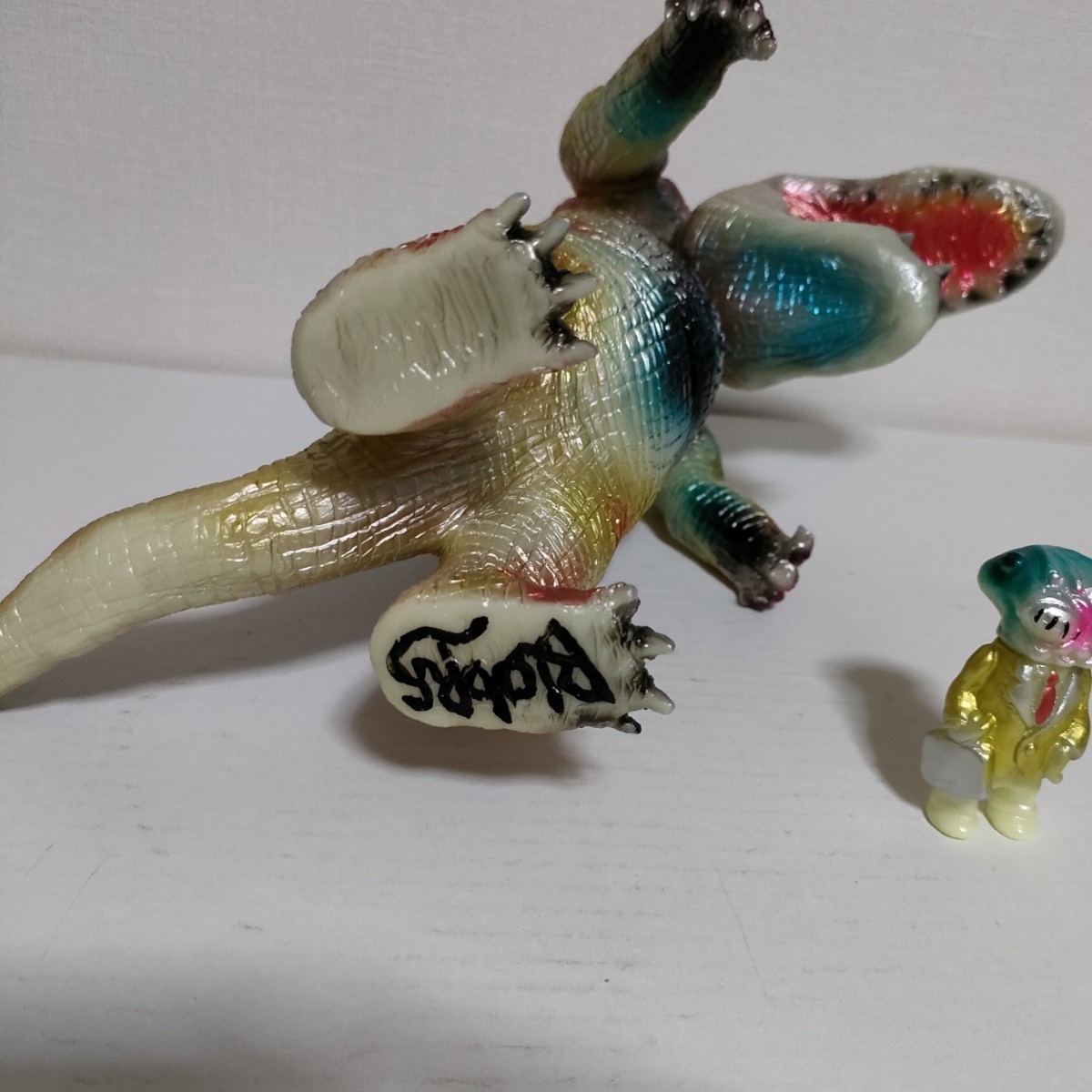 ブロッパス BLObPUS ランペイジトイズ ワニ 怪獣 ソフビ GID □検