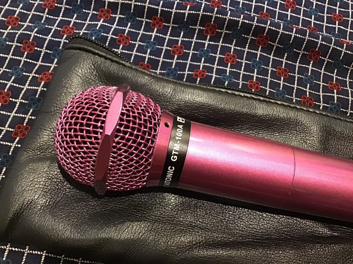 カラオケマイク　PENTATONIC GTM-100A レッド ○美品 PENTATONIC カラオケマイマイク GTM-100A メタリックピンク