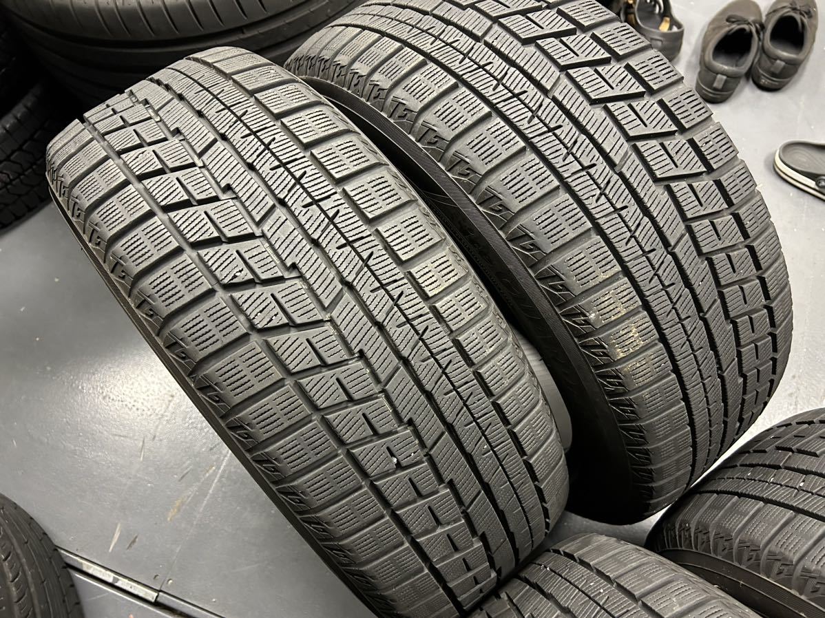 ヨコハマ 215/50r17 スタッドレスタイヤ 中古タイヤ 4本セット2017年製造