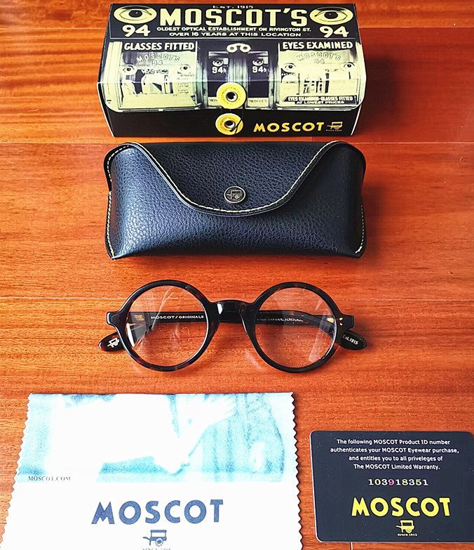 【新品】 MOSCOT ZOLMAN ゾルマン 丸い眼鏡 セレブ愛用 モデル 黒 名作モデル☆新品☆ MOSCOT ZOLMAN ゾルマン 丸い眼鏡 メガネフレーム