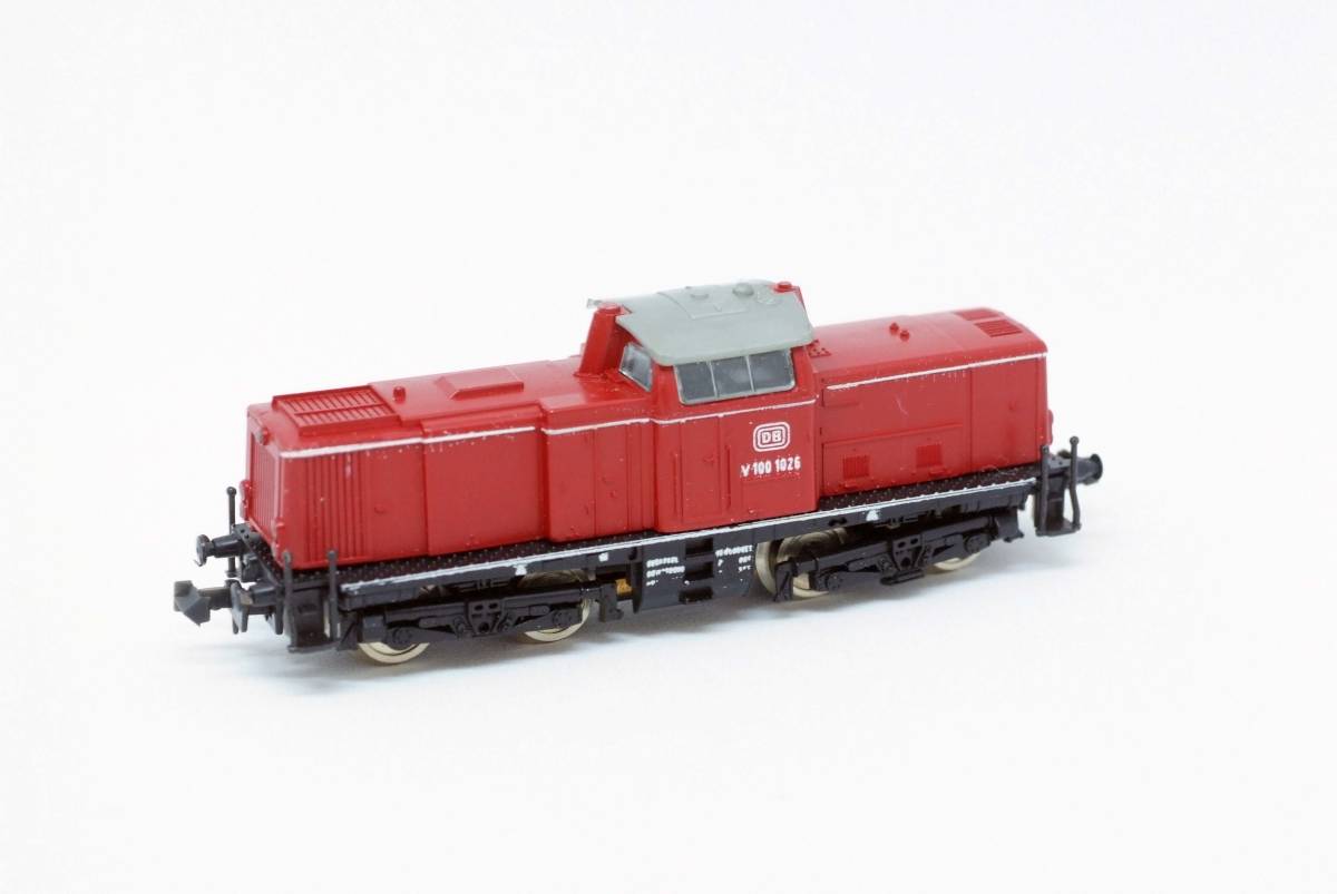 V100 支線の貨客両用 DB Lima製 リマ ディーゼル機関車 状態良好 V100 支線の貨客両用 DB Lima製 リマ ディーゼル機関車 状態良好