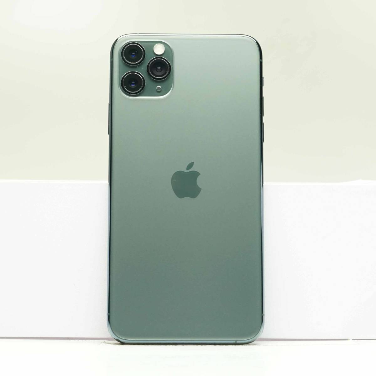 iPhone 11 ProMax 256GBミッドナイトグリーン 本体 【公式通販】