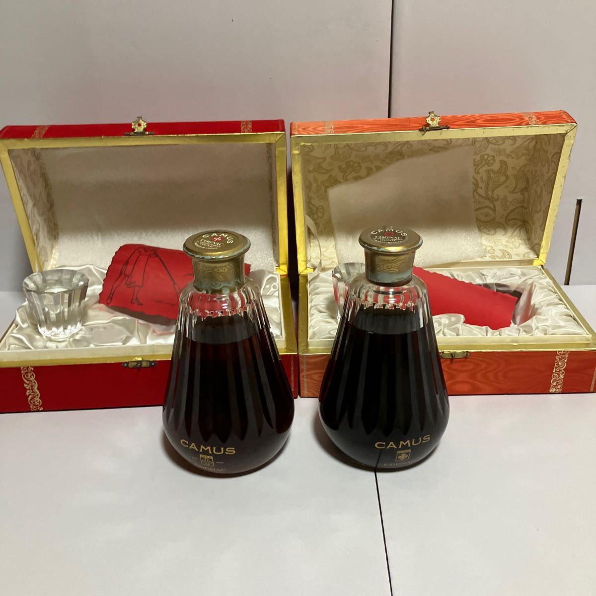 未開栓CAMUS カミュ 人気 カラフェ バカラボトル ブランデー 700ml