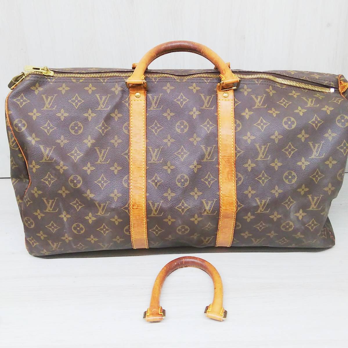ジャンク] LOUIS VUITTON ルイヴィトン モノグラム M41426 キーポル50