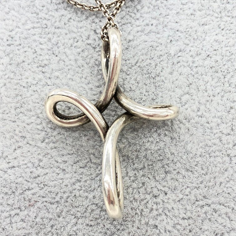 Tiffany & Co.インフィニティクロス ネックレス シルバー Tiffany&Co 