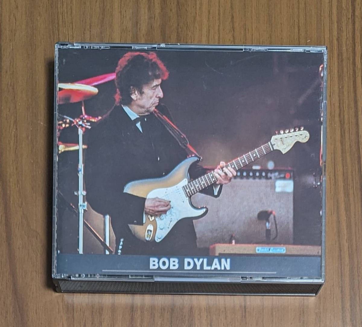 Bob Dylan Arena Globe – The At - GLOBE 0 CD THE Tour ARENA BOB CRYSTAL