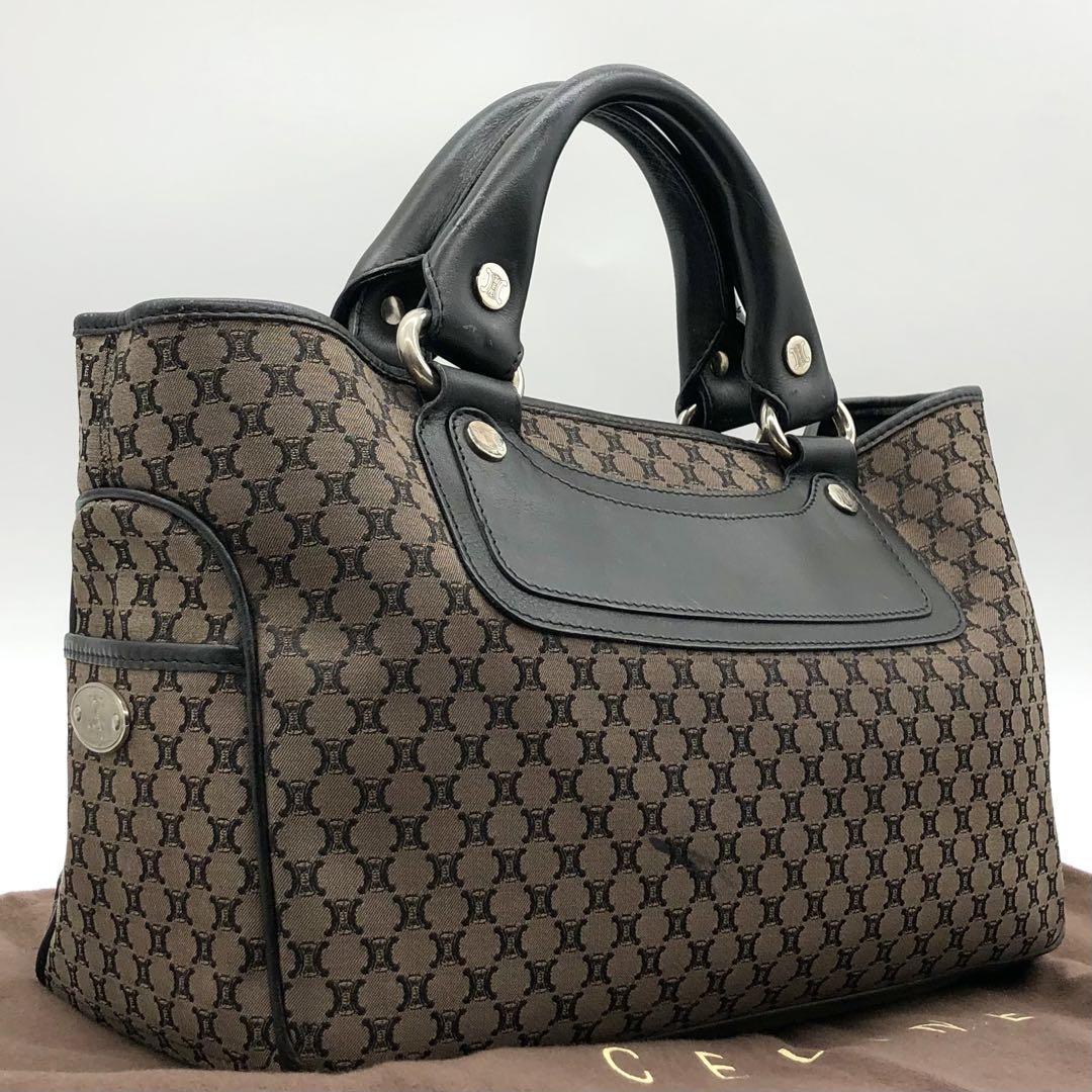 極美品✨セリーヌ ブギーバッグ スタッズ レザー トリオンフ ブラック 保存袋付 極美品✨セリーヌ ブギーバッグ スタッズ レザー トリオンフ ブラック