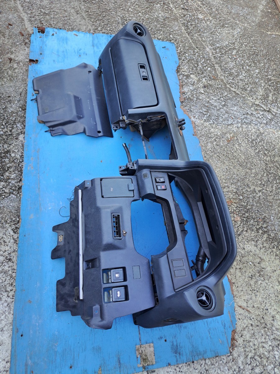 20 ソアラ 後期 純正 ダッシュボード 希少 紺色 青色 レア MZ20/MZ21