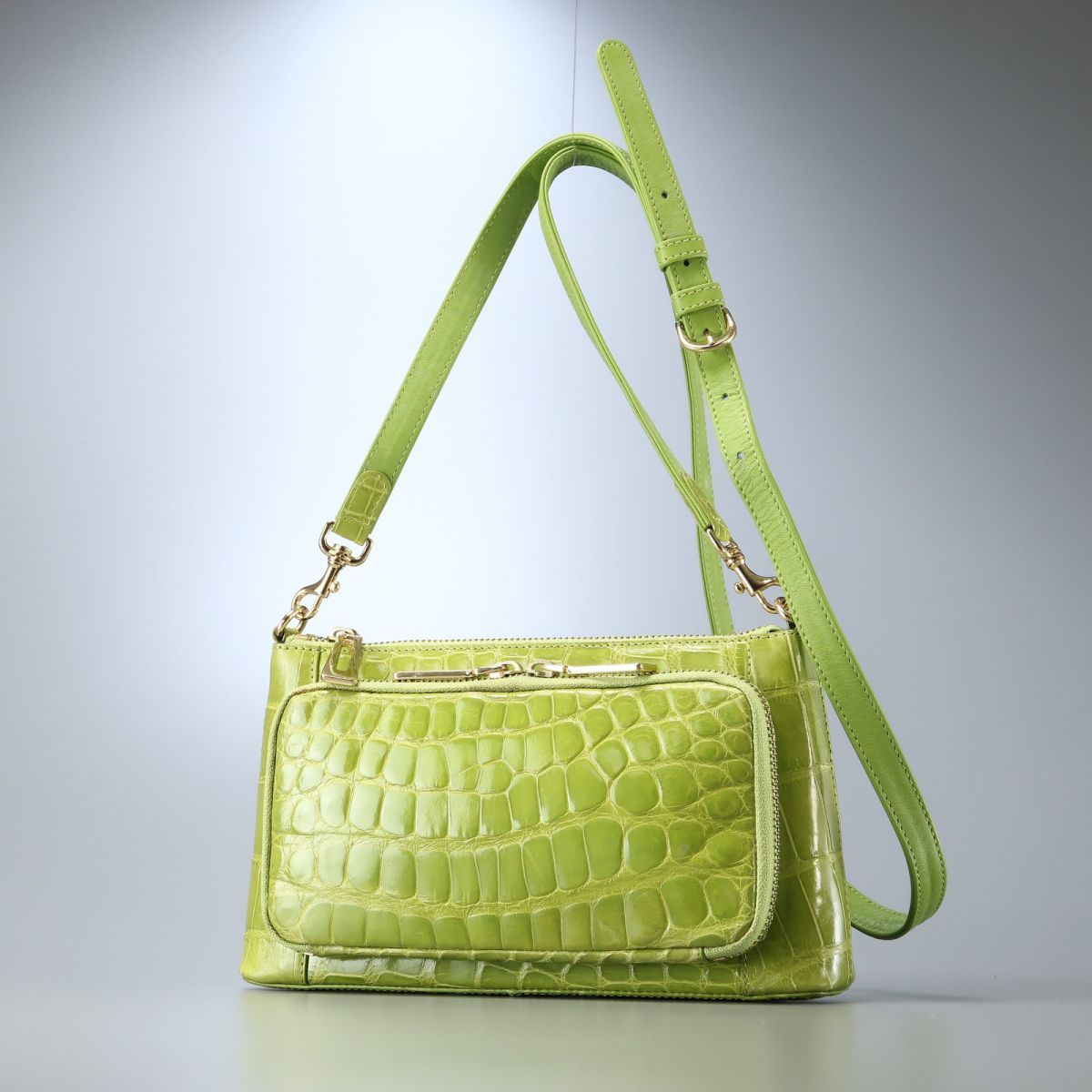 MF8808△*クロコダイルレザー/本ワニ革*ショルダーバッグ*ポシェット*ウォレットバッグ*斜め掛け 鞄*ライトグリーン系