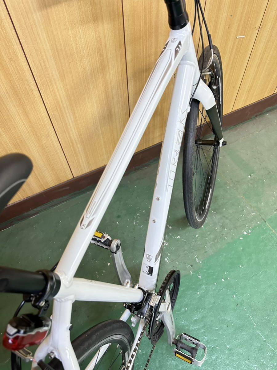 三重県 TREK FX 7.4 アルミフレーム カーボンフォーク クロスバイク