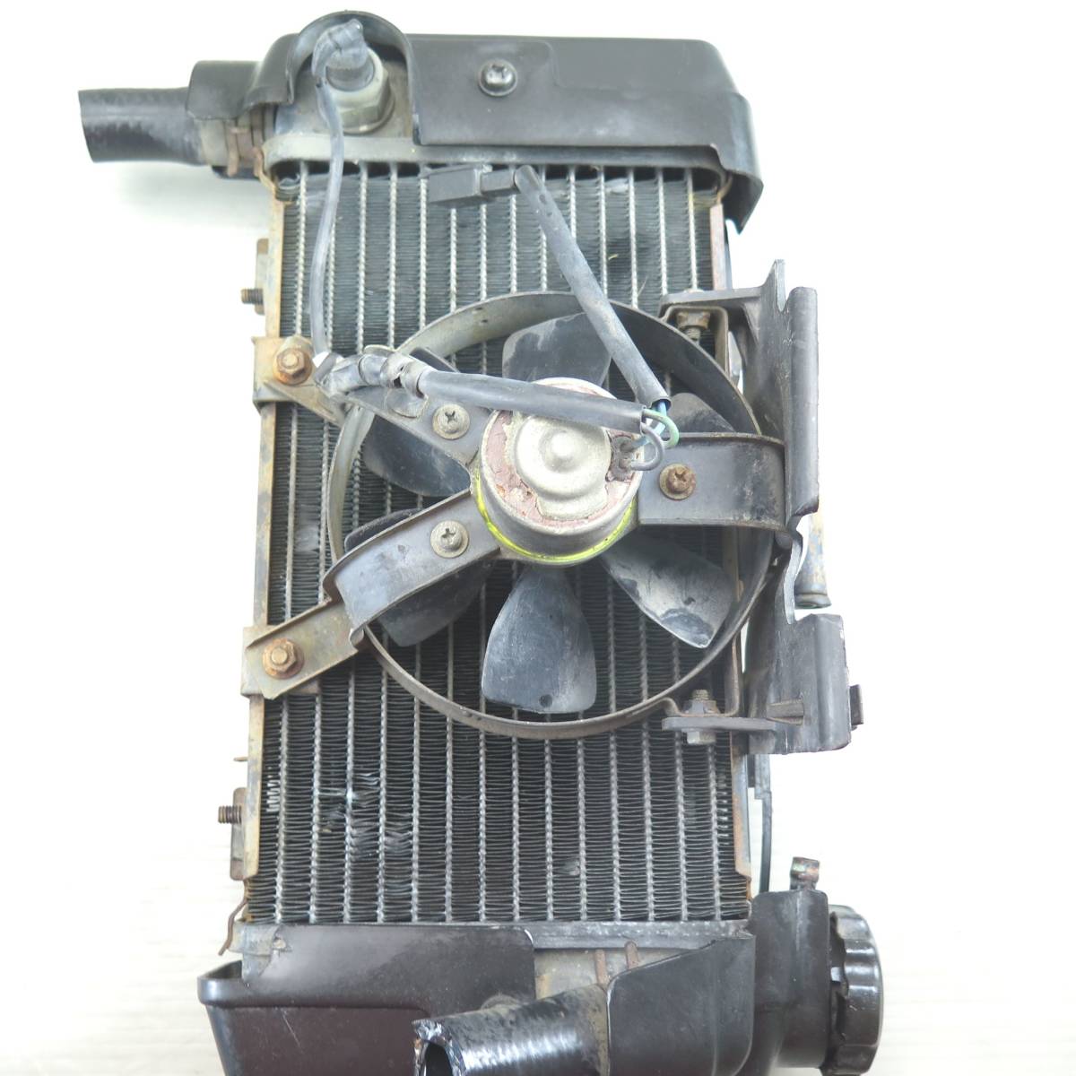 VTZ250 [MC15] 後期 1987 純正 ラジエーター ラジエーターファン 中古