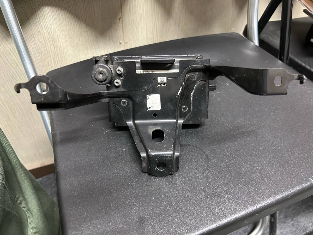 トヨタ ハリアー ZSU60 ZSU65 AVU65 純正 ミリ波 レーダー プリ