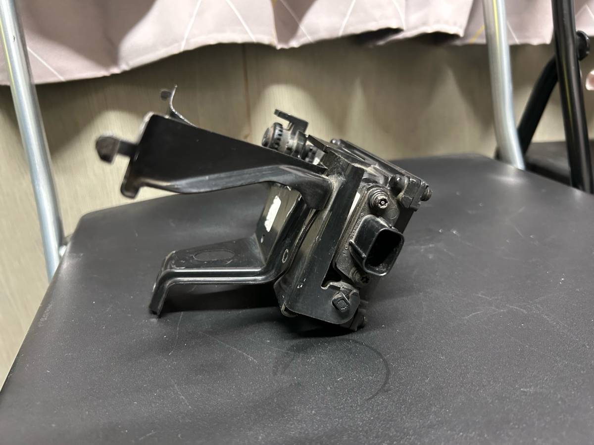 トヨタ ハリアー ZSU60 ZSU65 AVU65 純正 ミリ波 レーダー プリ