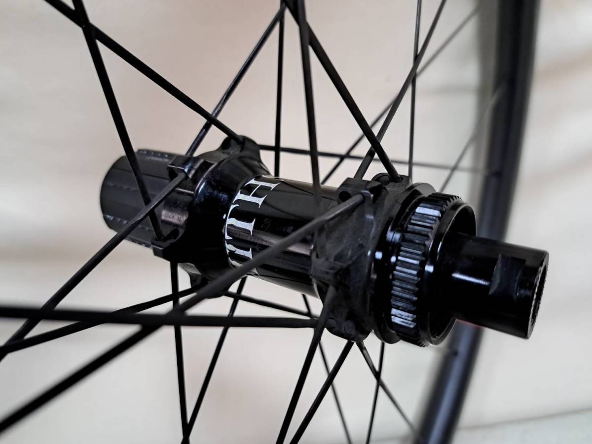 超軽量カーボンホイール DISC リアのみ SMITH CeraLight カーボン