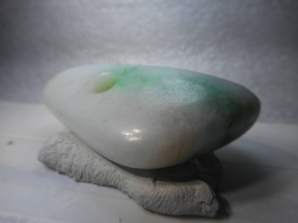 縄文、弥生、須恵器、翡翠、勾玉、硬玉大珠、魔除け石、 23.12.26.B 長