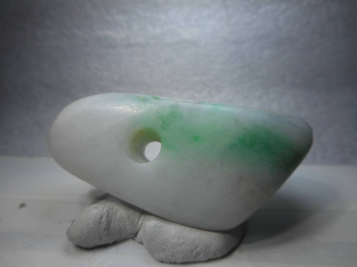 縄文、弥生、須恵器、翡翠、勾玉、硬玉大珠、魔除け石、 23.12.26.B 長