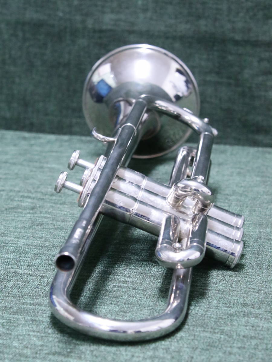 YAMAHA トランペット YTR-135 ハードケース付き 楽器 YTR-135 Trumpet